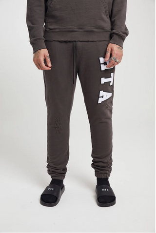 RTA OWEN SWEATPANT | CHARCOAL COLLEGIATE | ME00K83