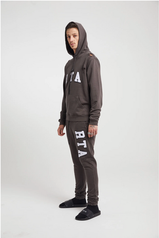 RTA OWEN SWEATPANT | CHARCOAL COLLEGIATE | ME00K83