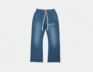 Legends Prevail | Flare Rhinestone sweatpants (blue)