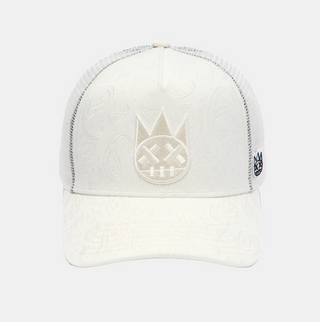 Cult Of Individuality | Back Trucker Hat "Paisley" In Winter White